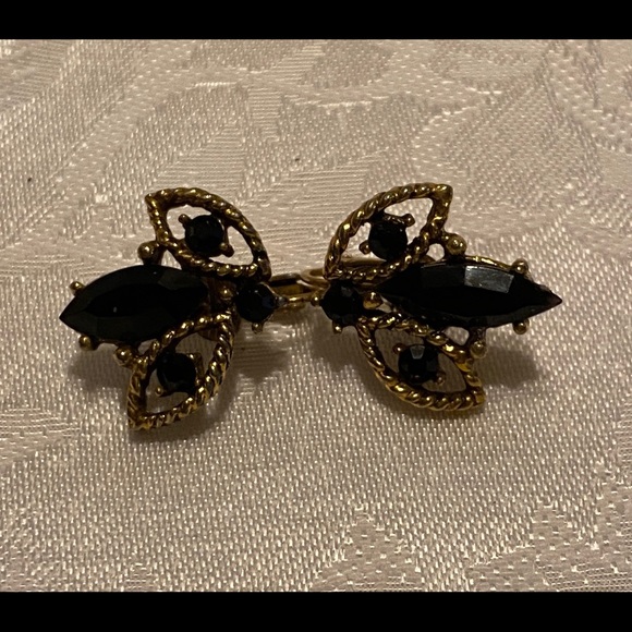 REDUCED Vintage gold/black stone clip earrings, Art Deco excellent condition - Picture 3 of 7